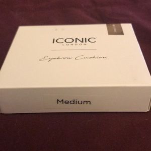 Iconic London- Eyebrow Cushion- Medium